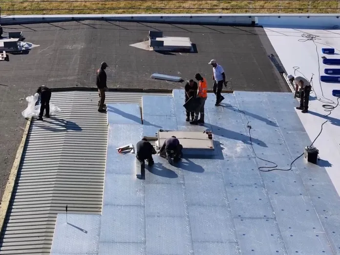 Rénovation decathlon Escalquens toiture Light Roof