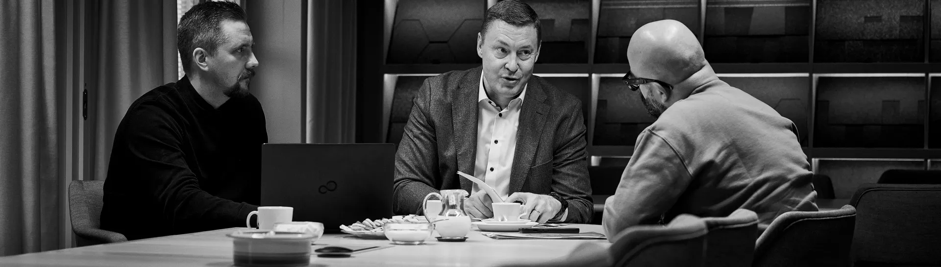 Din partner för regeluppfyllelse och prestanda 