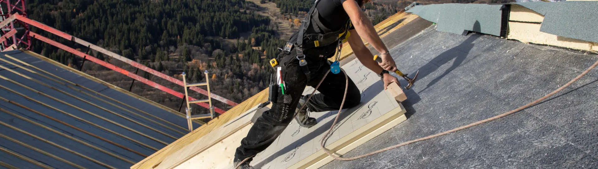 Chantier isolation sarking résidence de luxe avec Eurotoit Montagne