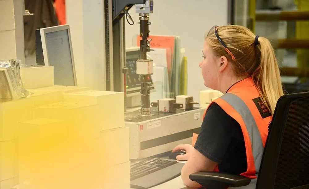 Recticel insulation kijkt de kwaliteit van de isolatie na