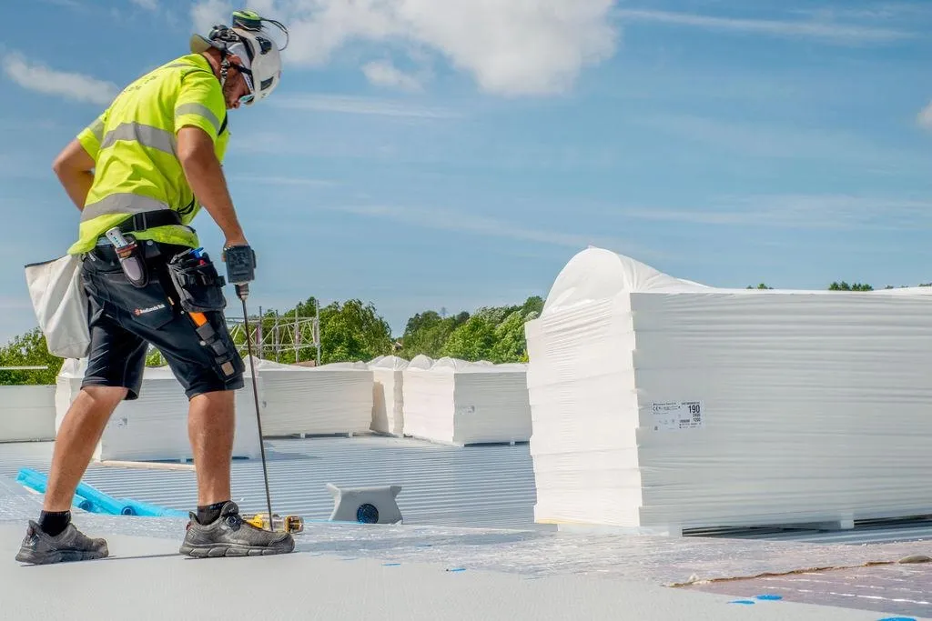 Kallerad_commercialBuilding