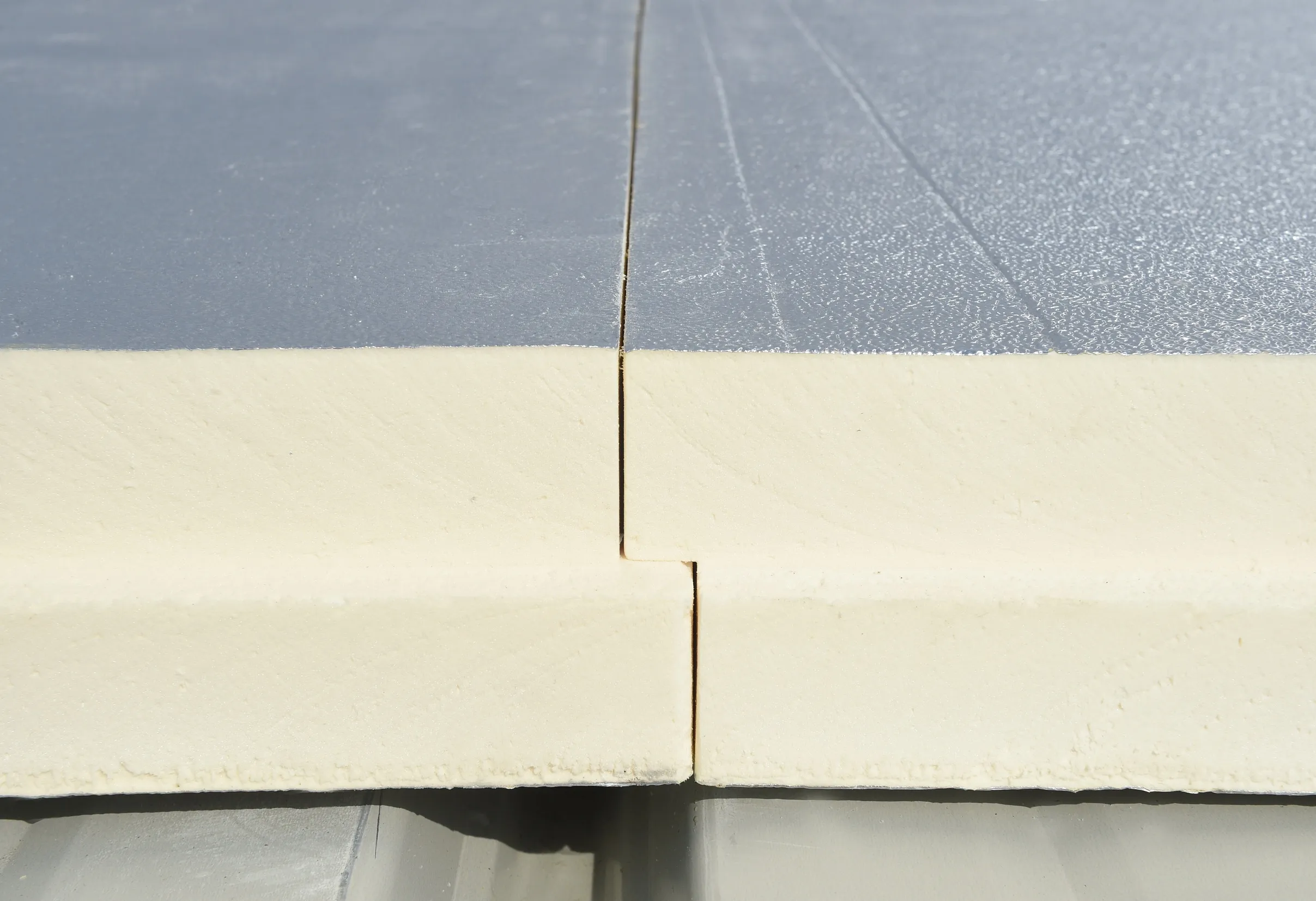 Panneau isolant bac acier Powerdeck+