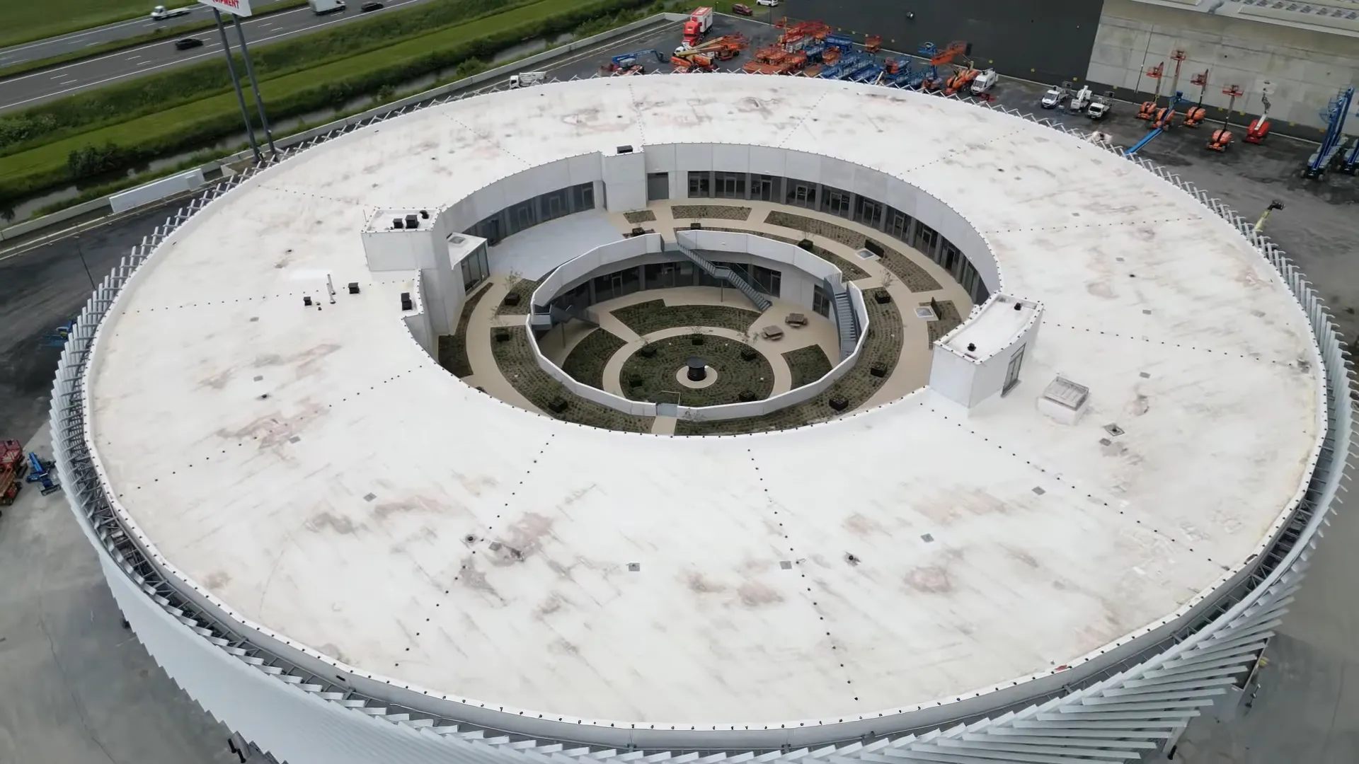 Le nid: TVH et Recticel Insulation projet