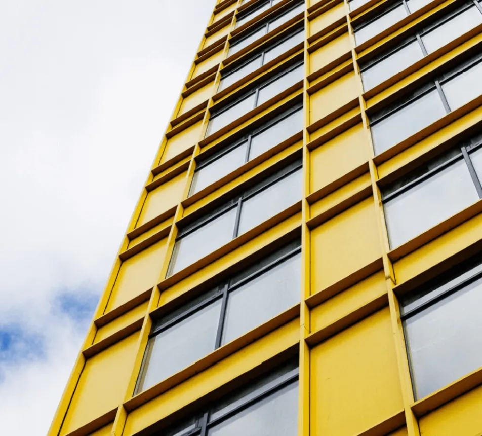 Effektivitet vid renovering och extra utrymme i nya byggnader med tunn isolering